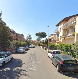 Finocchio monolocale arredato