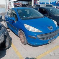 Peugeot 207 2007 demolito per ricambi