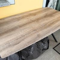 Tavolo in teck e piedini in Ferro