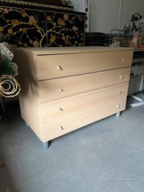 Cassettiera in legno