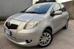 Toyota Yaris 1.4 D-4D DPF 5 porte Now