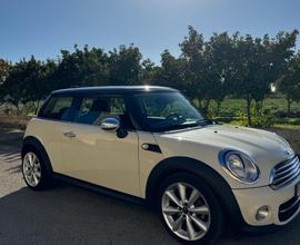 MINI Mini (R56) - 2010