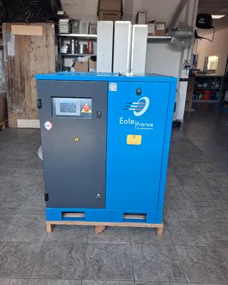 Compressore a vite 7.5 kW 10 Bar Nuovo