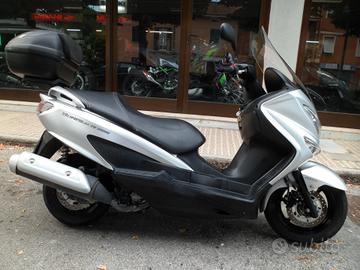 Suzuki Burgman 200