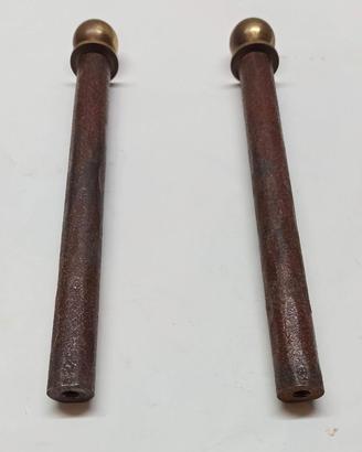 Antichi pomelli in ottone per letto ferro battuto