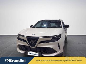 Alfa Romeo Junior 1.2 ibrida 136cv edct6
