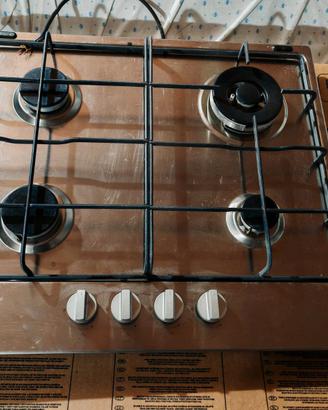 Piano Cottura Indesit con tubo gas