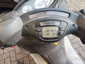 Piaggio X9 250 Evolution