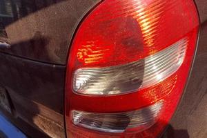 Fanale posteriore dx mercedes w169