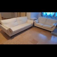 Coppia divani come nuovi