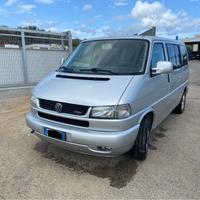 VOLKSWAGEN Caravelle/Multivan - 2003