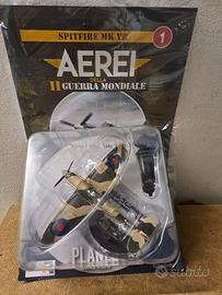 Aeroplano Spitfire  in metallo 2 Guerra Mondiale