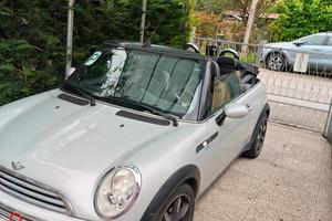 Mini Cooper 1600 cabrio SIDEWALK
