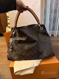 Borsa louis vuitton artsy