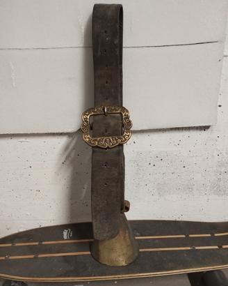 Campanaccio con fibbia 1940-1945