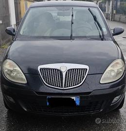 Lancia Ypsillon