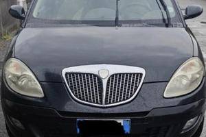 Lancia Ypsillon