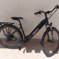 Bici elettrica con due batterie