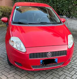 FIAT GRANDE PUNTO GPL PER NEOPATENTATI E FAMIGLIE