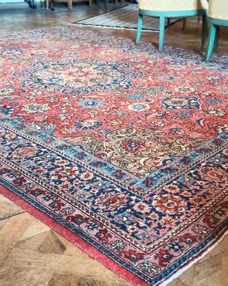 Grande tappeto persiano