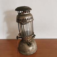 Vecchia Lampada Petrolio