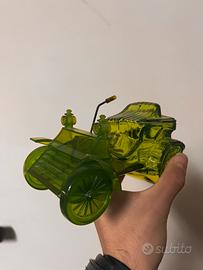 Auto vintage AVON 1900 in vetro dopobarba