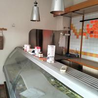 Arredamento per negozio di gastronomia