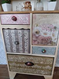 Mobiletto shabby chic 