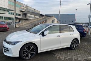 VOLKSWAGEN Golf 1.5 eTSI 150 CV DSG Style
