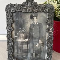 Foto militare in cornice stile liberty anni 20
