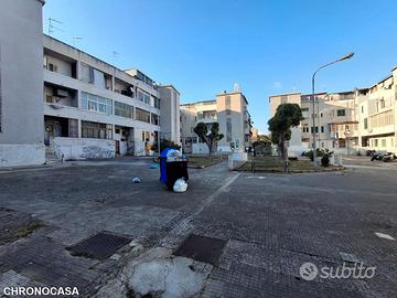 Provinciale, luminoso tre vani più servizi