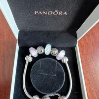 Bracciale Pandora con ciondoli