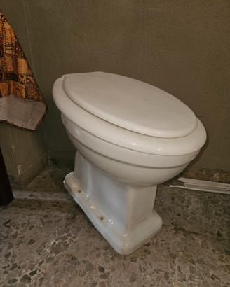 water con coperchio