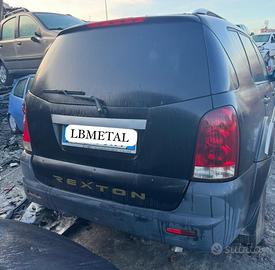 SsangYong REXTON suv disponibili tutti i ricambi a