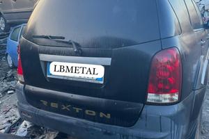 SsangYong REXTON suv disponibili tutti i ricambi a