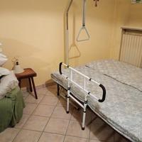 Sponda letto per anziani