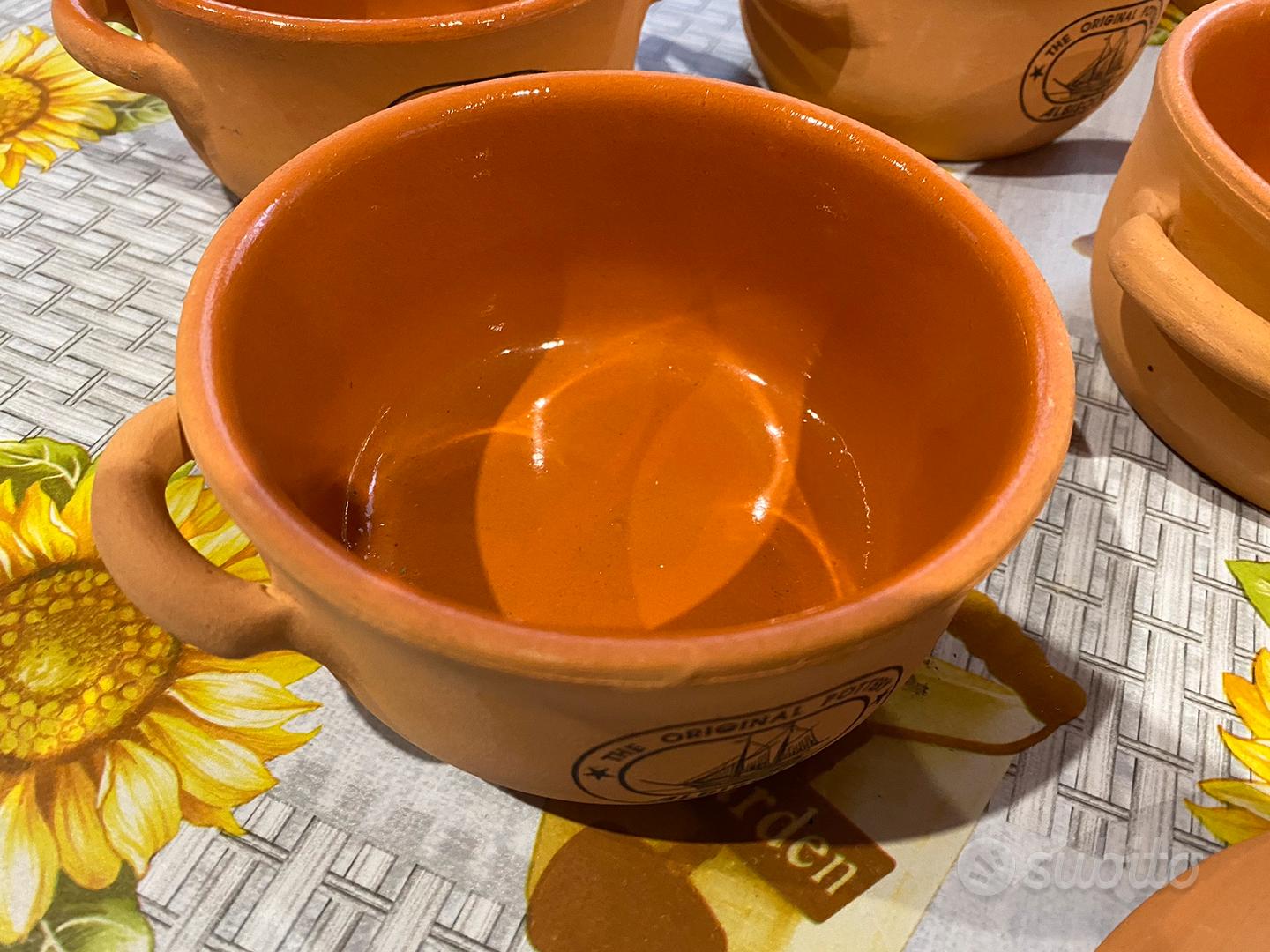 Pentola in terracotta con coperchio e 6 ciotole - Arredamento e Casalinghi  In vendita a Cuneo