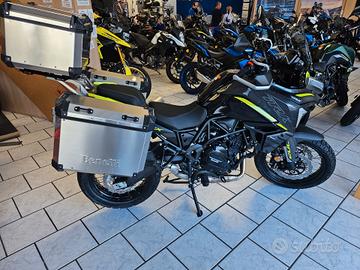 Benelli TRK 702 CON 3 BORSE ALLUMINIO