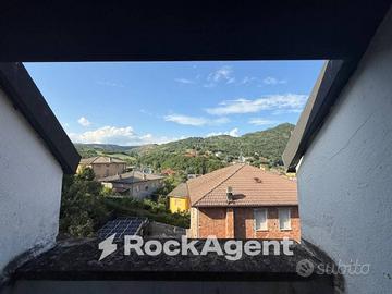 SOLIGNANO (PR) - TRILOCALE MANSARDATO 1