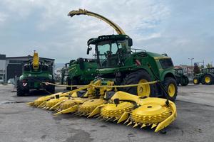 John Deere 9700i