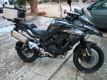 Benelli trk 502x