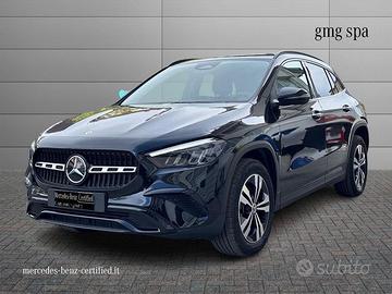 Mercedes-Benz GLA 200 d Progressive Advanced ...