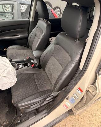 INTERNI TAPPEZZERIA SEDILI PANNELLI VOLANTE SUZUKI