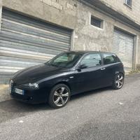 Alfa Romeo 147 q2