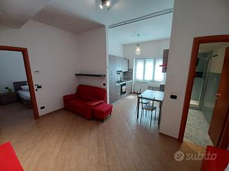 Bilocale Casa Vacanze 200 MT dal Mare 2/4 Pers A/C