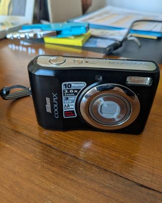 Macchina fotografica Nikon Coolpix