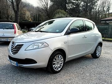 Lancia Ypsilon 5 Porte Ypsilon 1.2 8v Silver s/c.t