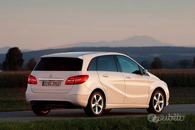 Ricambi mercedes classe b 2015