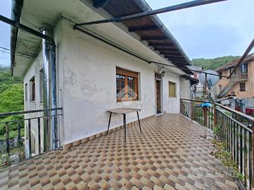 CASA SEMINDIPENDENTE A VOBBIA