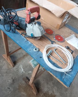 Scanalatrice muro sgombero